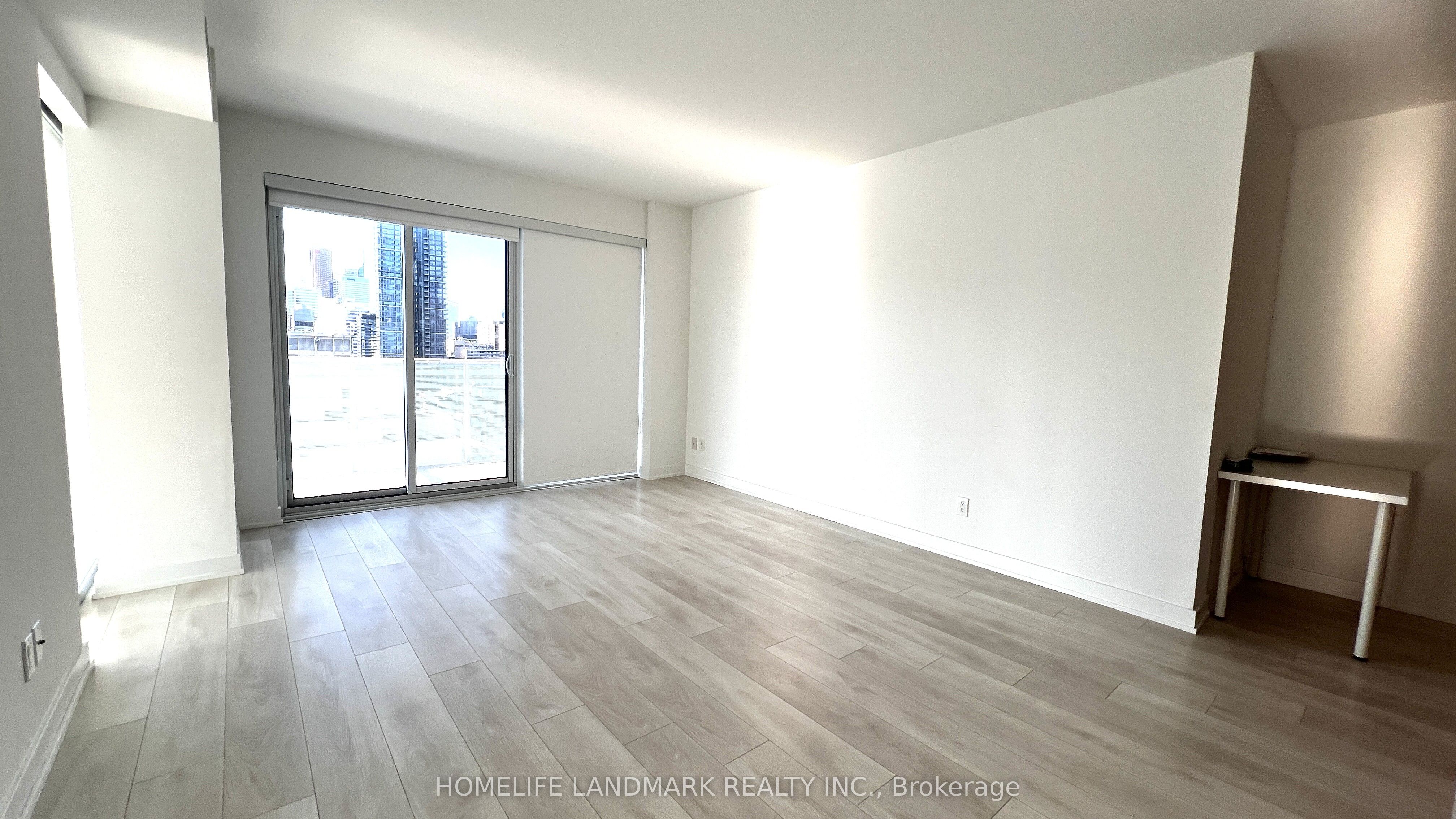501 Yonge Street 2009