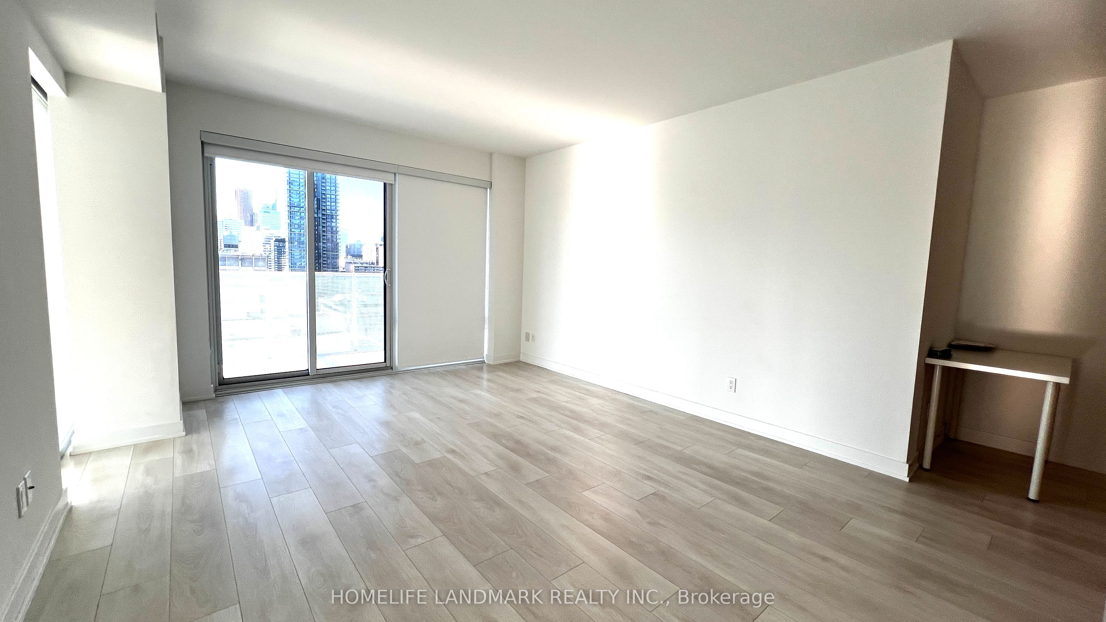 501 Yonge Street 2009