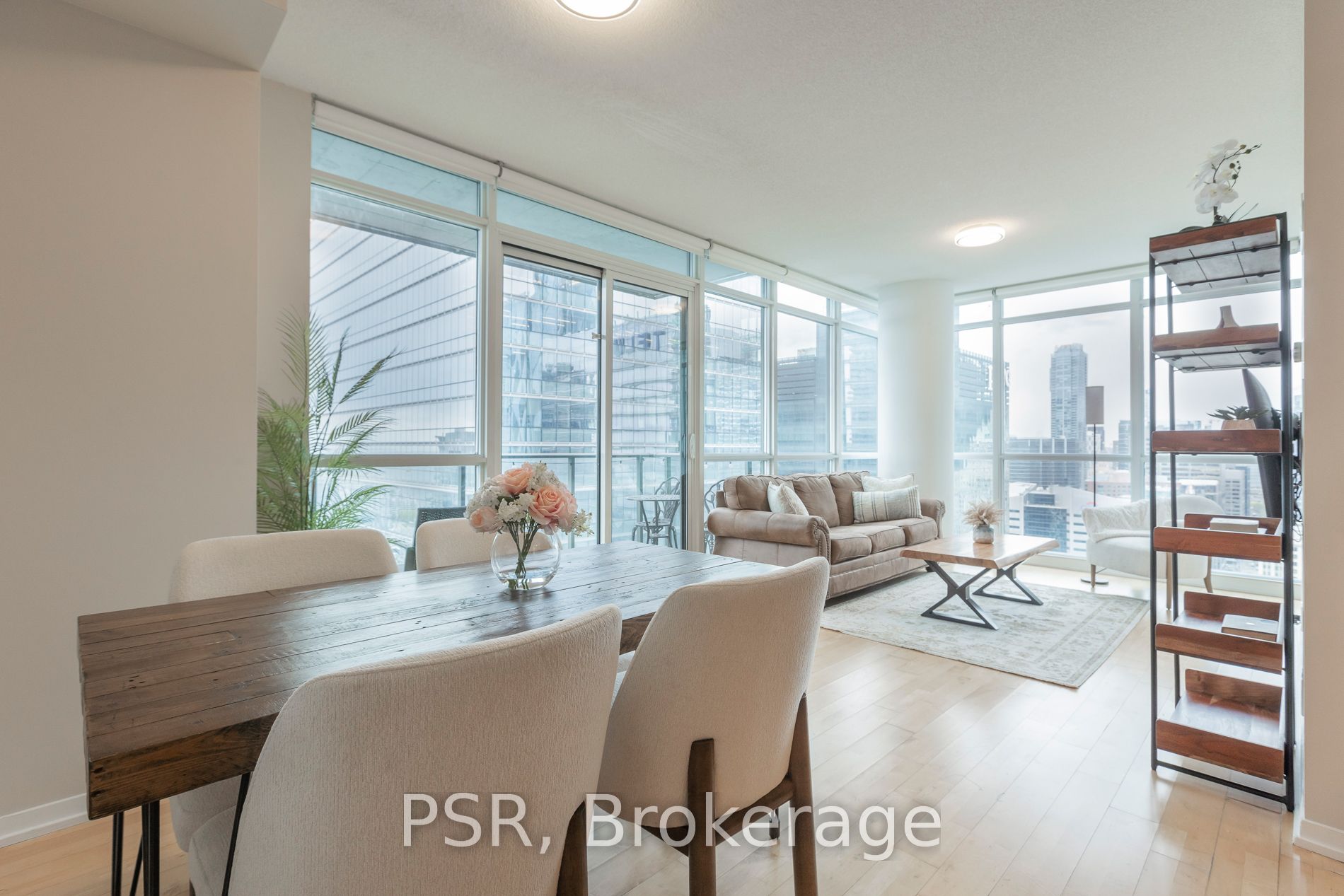 55 Bremner Boulevard 3101