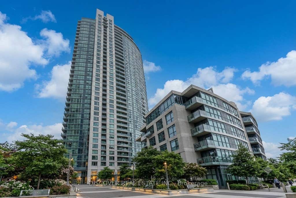 Photo of 215 Fort York Boulevard #2609, Toronto, ON M5V 4A2 (MLS # C13634582)