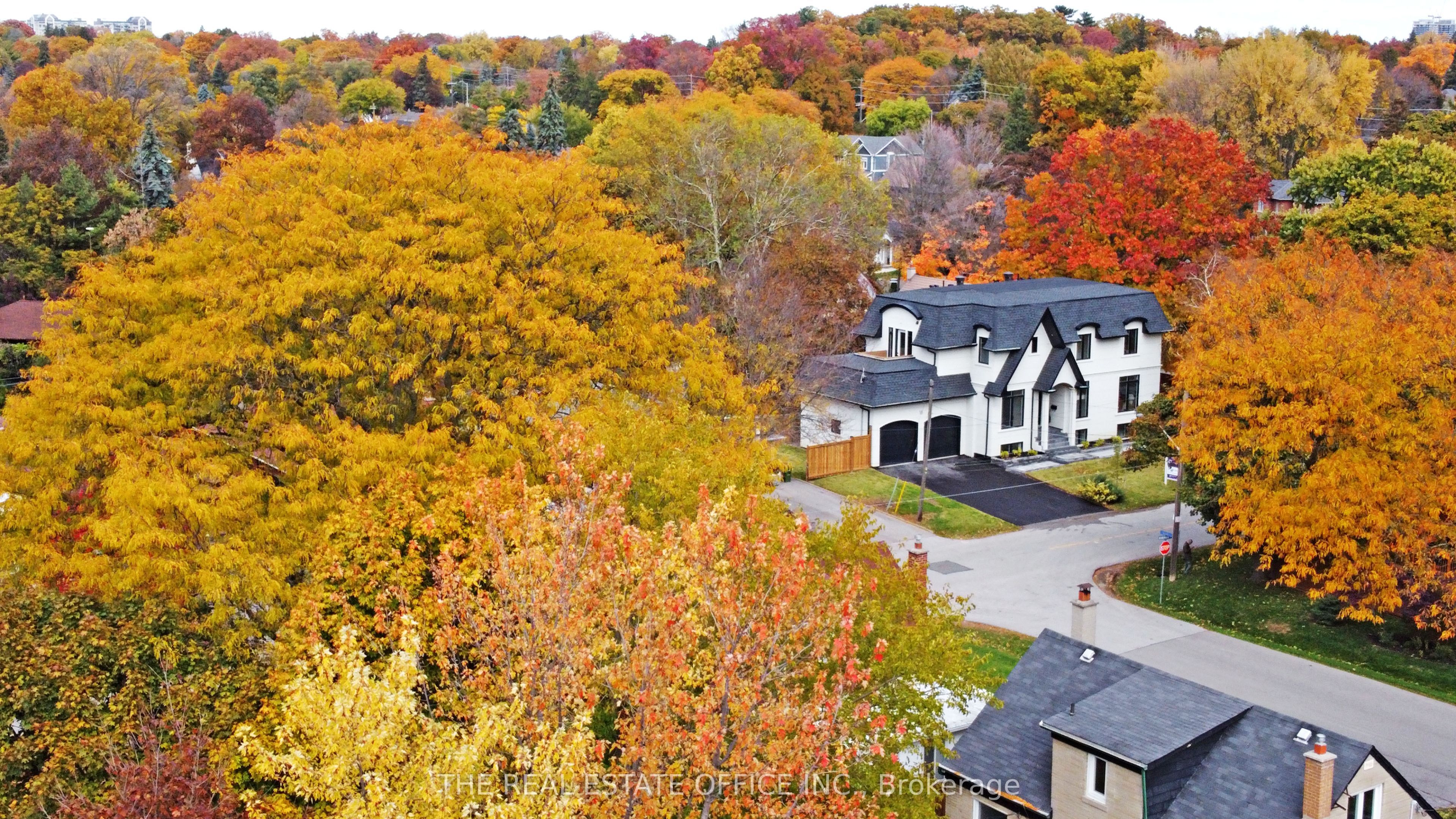 18 Beaverbrook Avenue