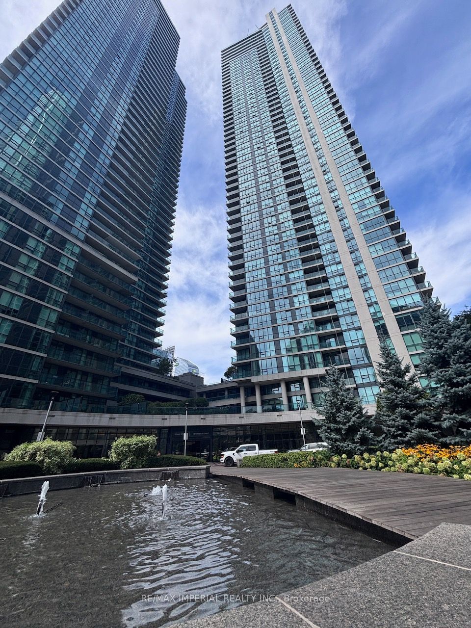 16 Harbour Street 3707