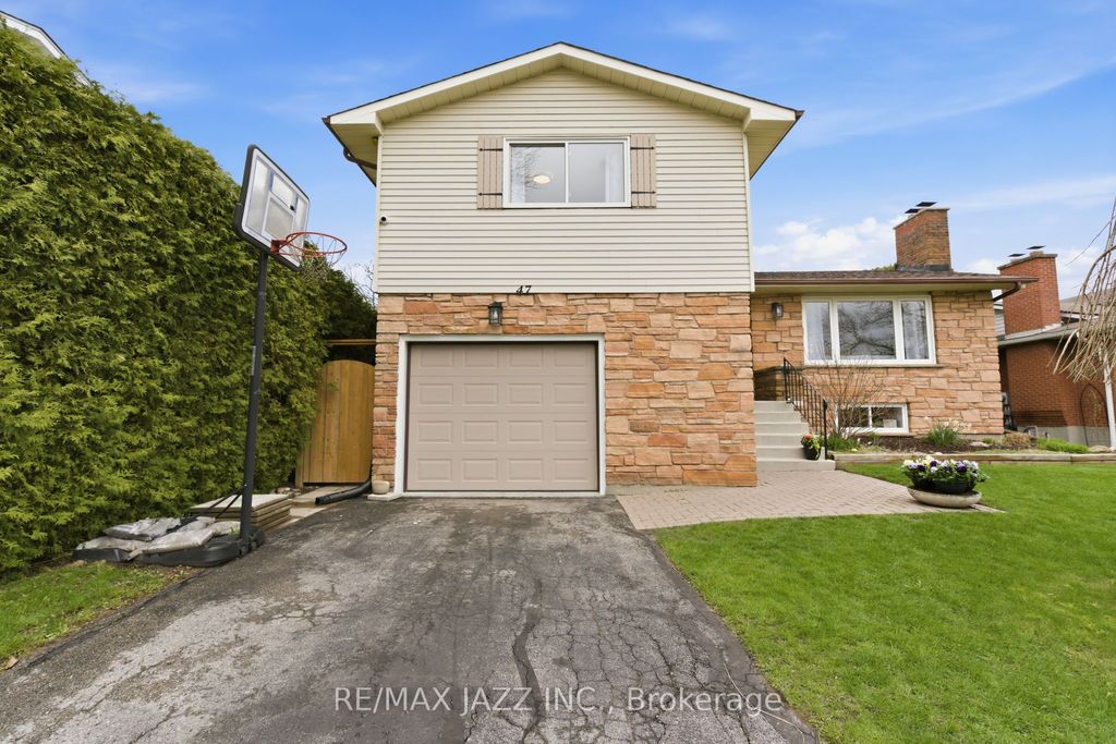 Photo of 47 Martindale Street, Oshawa, ON L1H 6W7 (MLS # E13048140)
