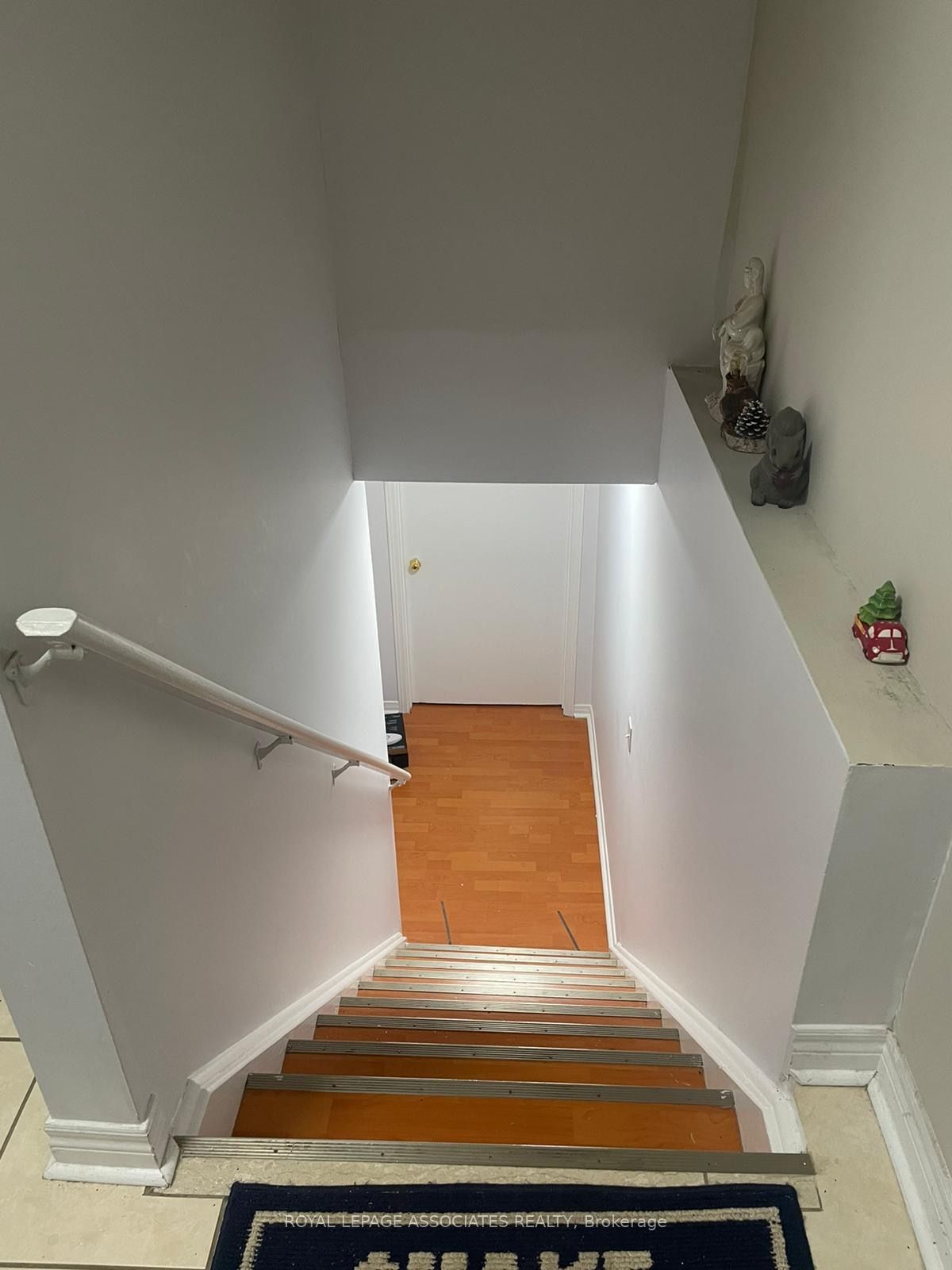 435 Elson Street BSMT