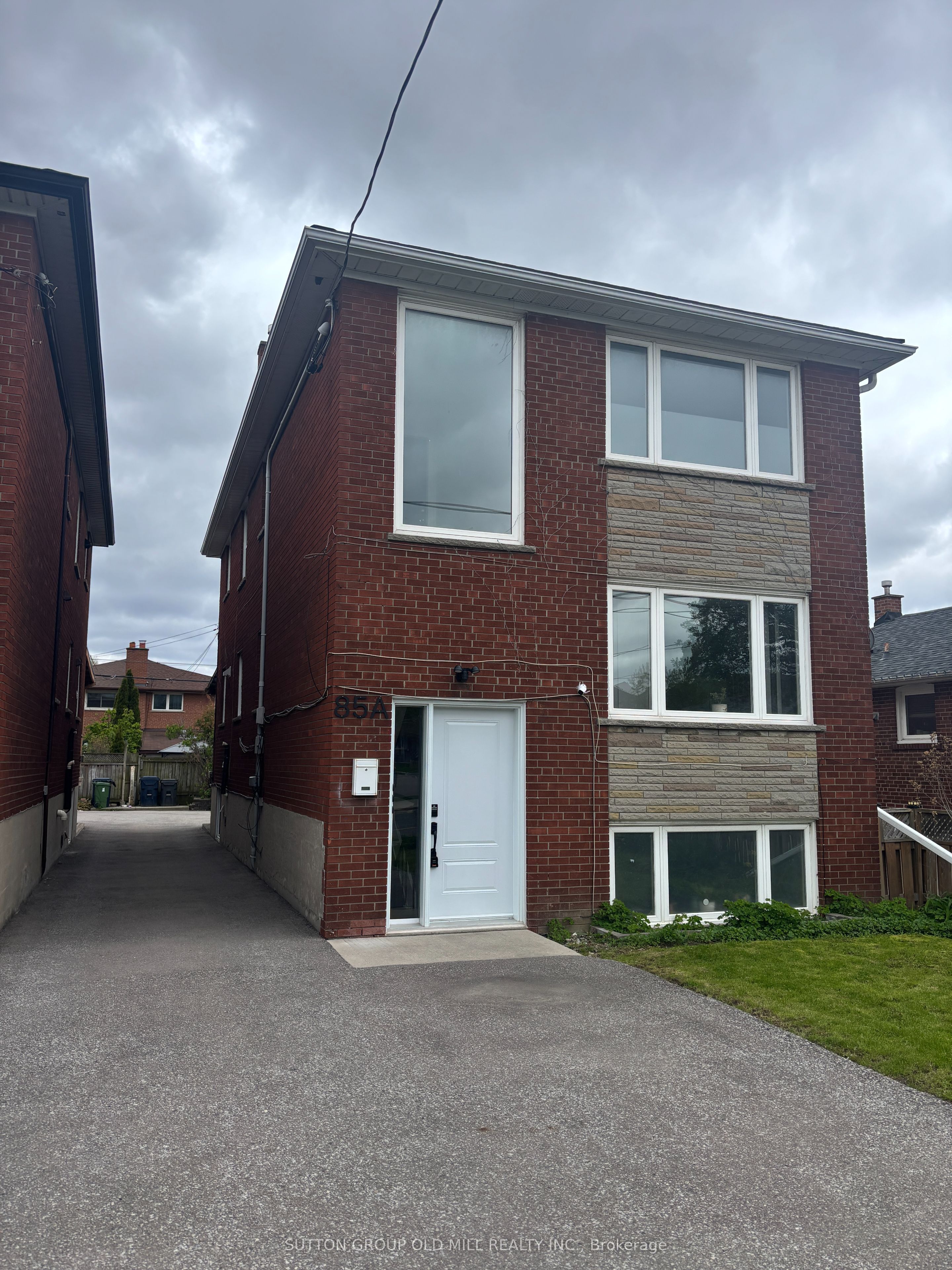 85A Evans Avenue UPPER