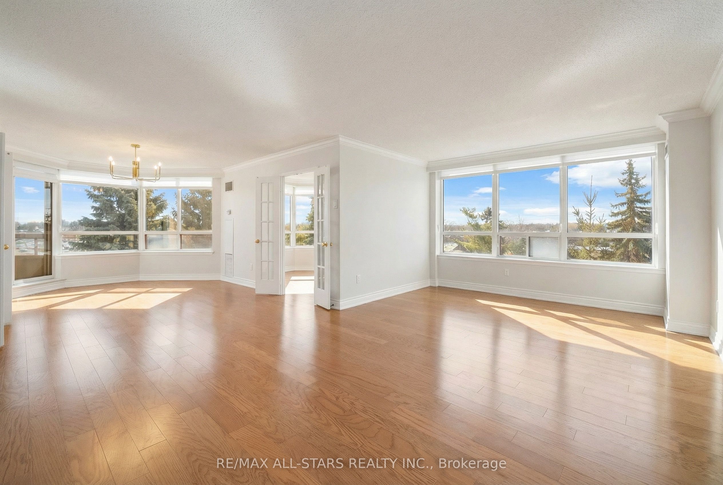 610 Bullock Drive 404