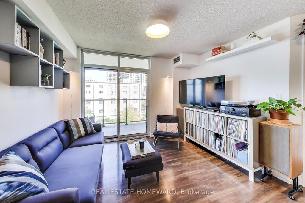 Photo of 816 Lansdowne Avenue #406, Toronto, ON M6H 4K6 (MLS # W12397084)