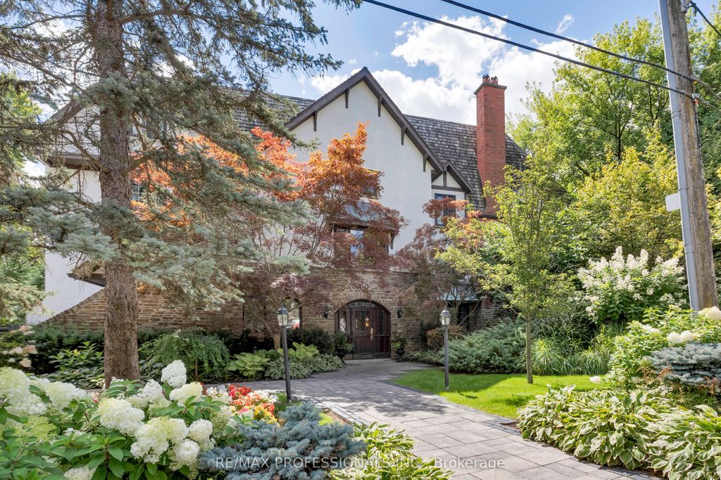Photo of 71 Old Mill Road #304, Toronto, ON M8X 1G9 (MLS # W12392619)