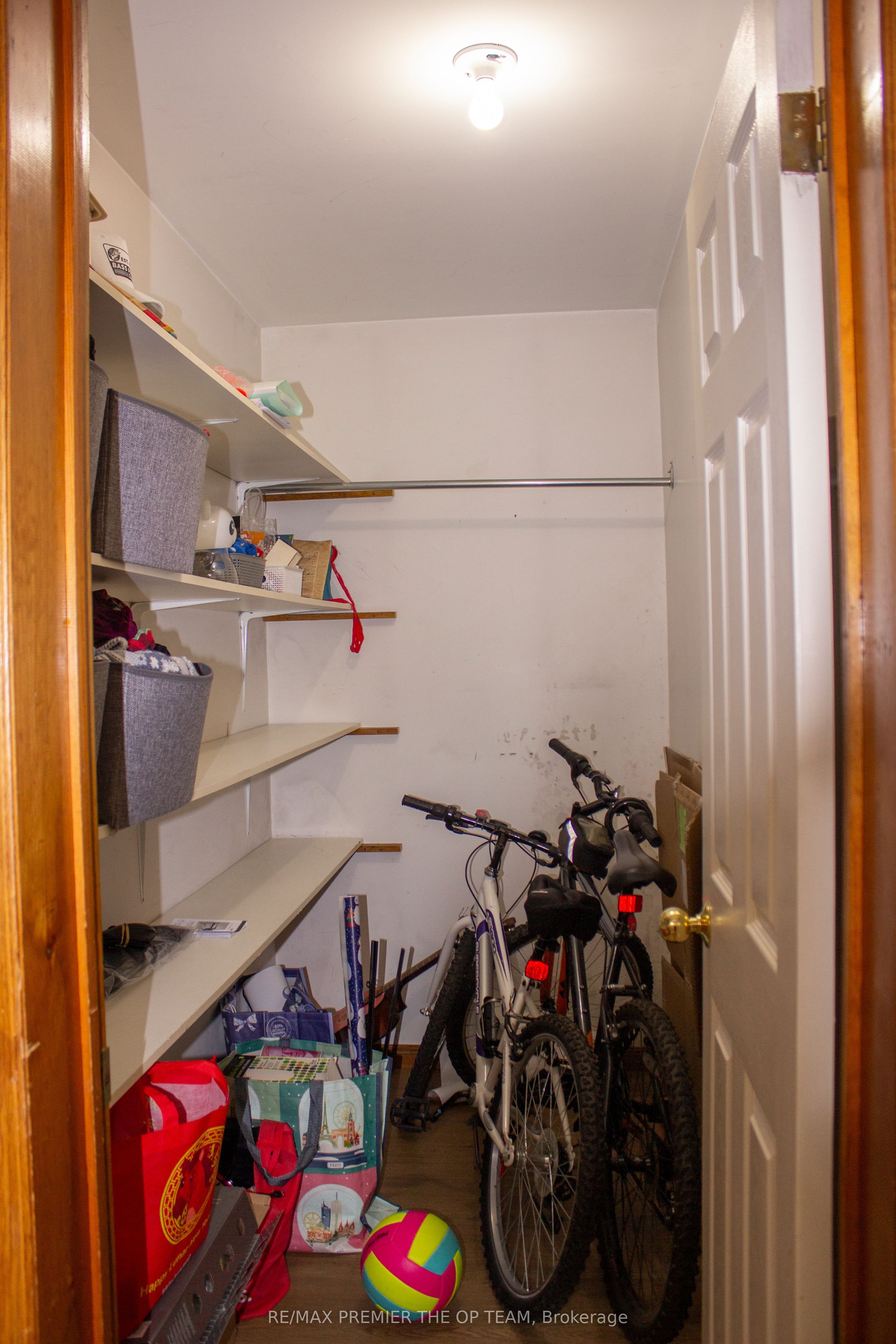 2311 Major Mackenzie Drive 4