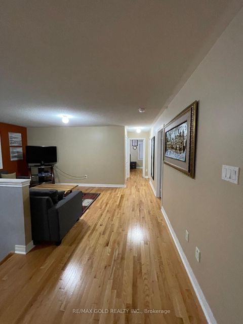 54 Covebank Crescent Brampton ON L6P 2Y1