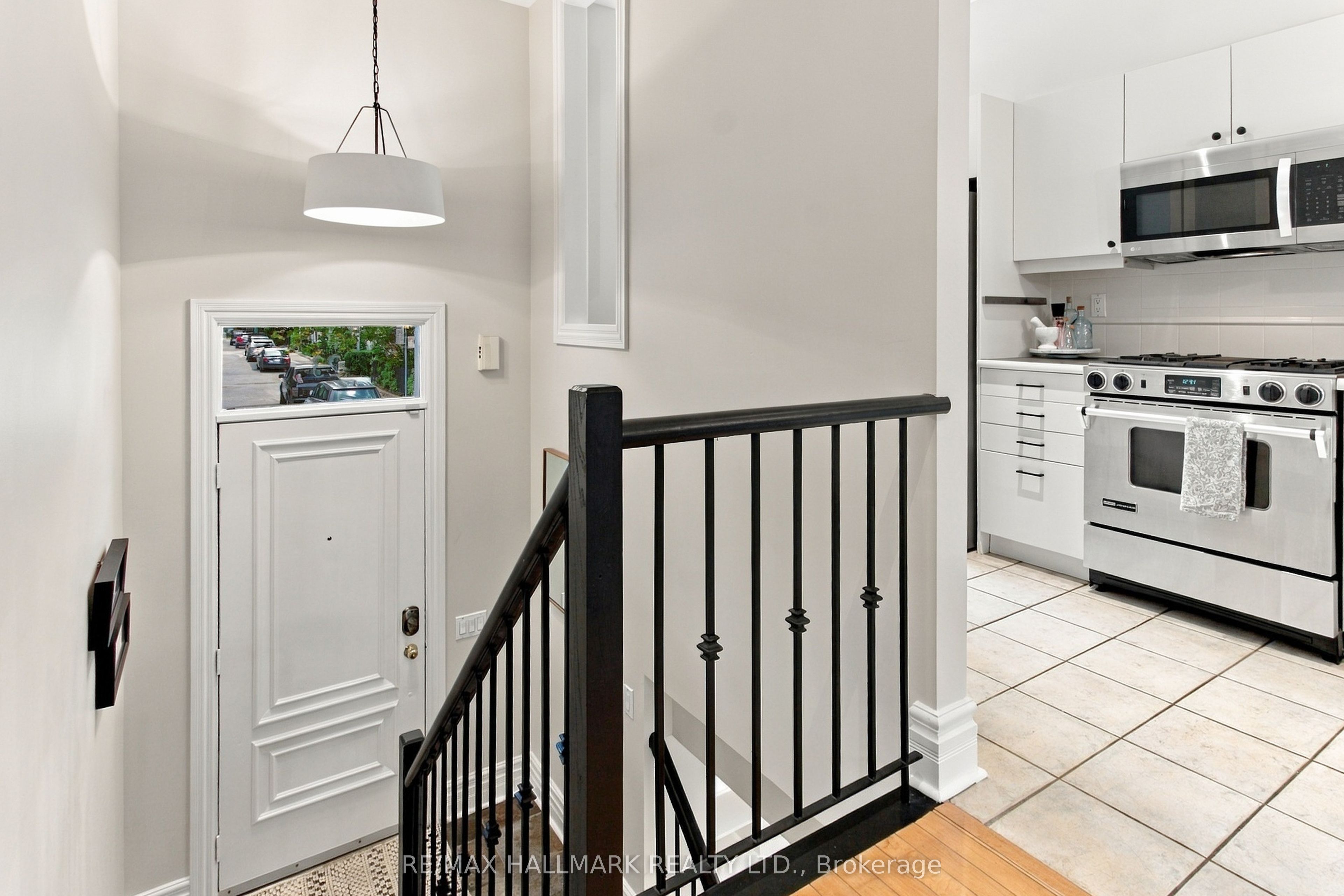 23 Macphail Avenue