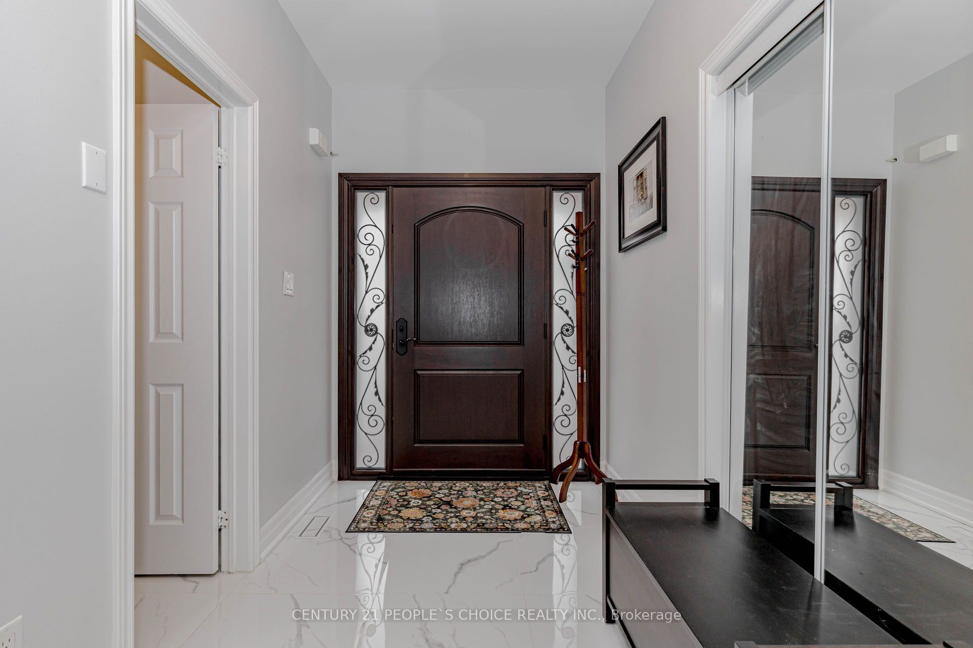 266 Comiskey Crescent