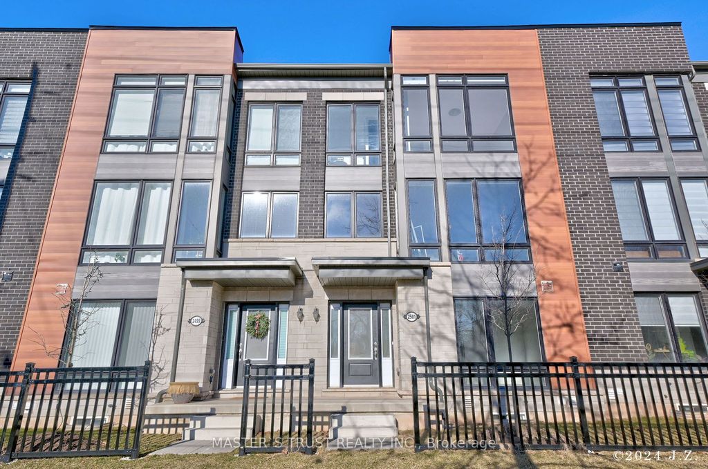 Photo of 2501 Littlefield Crescent, Oakville, ON L6M 5L9 (MLS # W13554988)