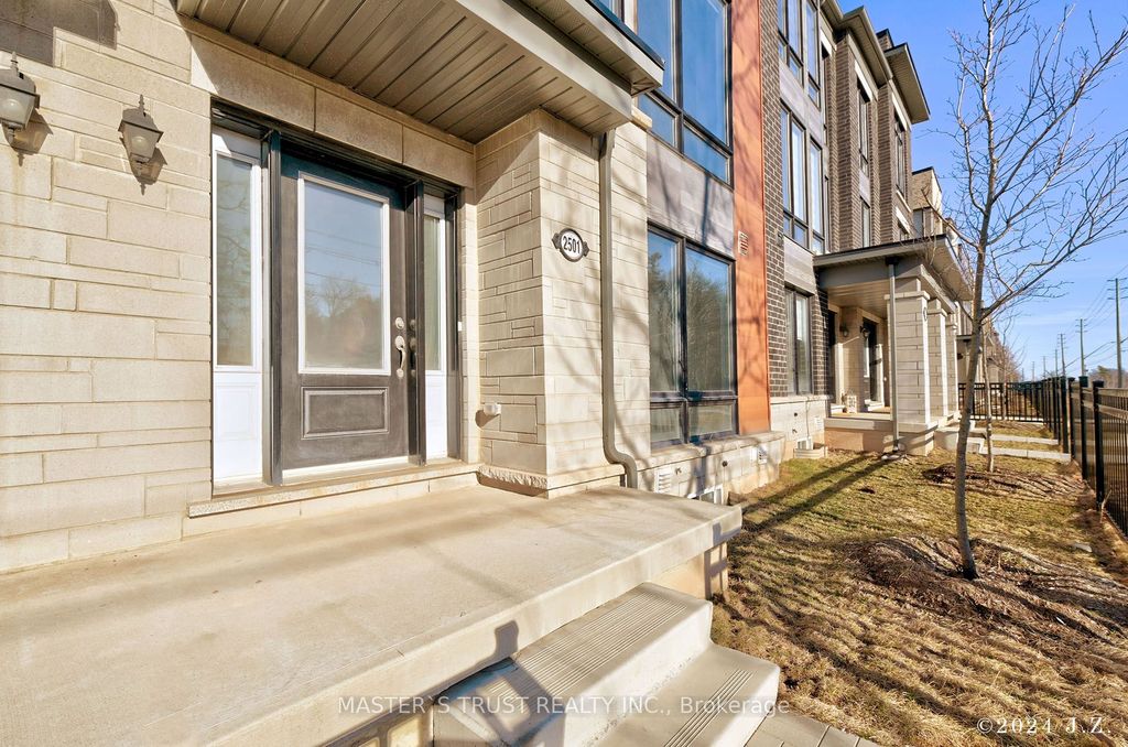 Photo of 2501 Littlefield Crescent, Oakville, ON L6M 5L9 (MLS # W13554988)