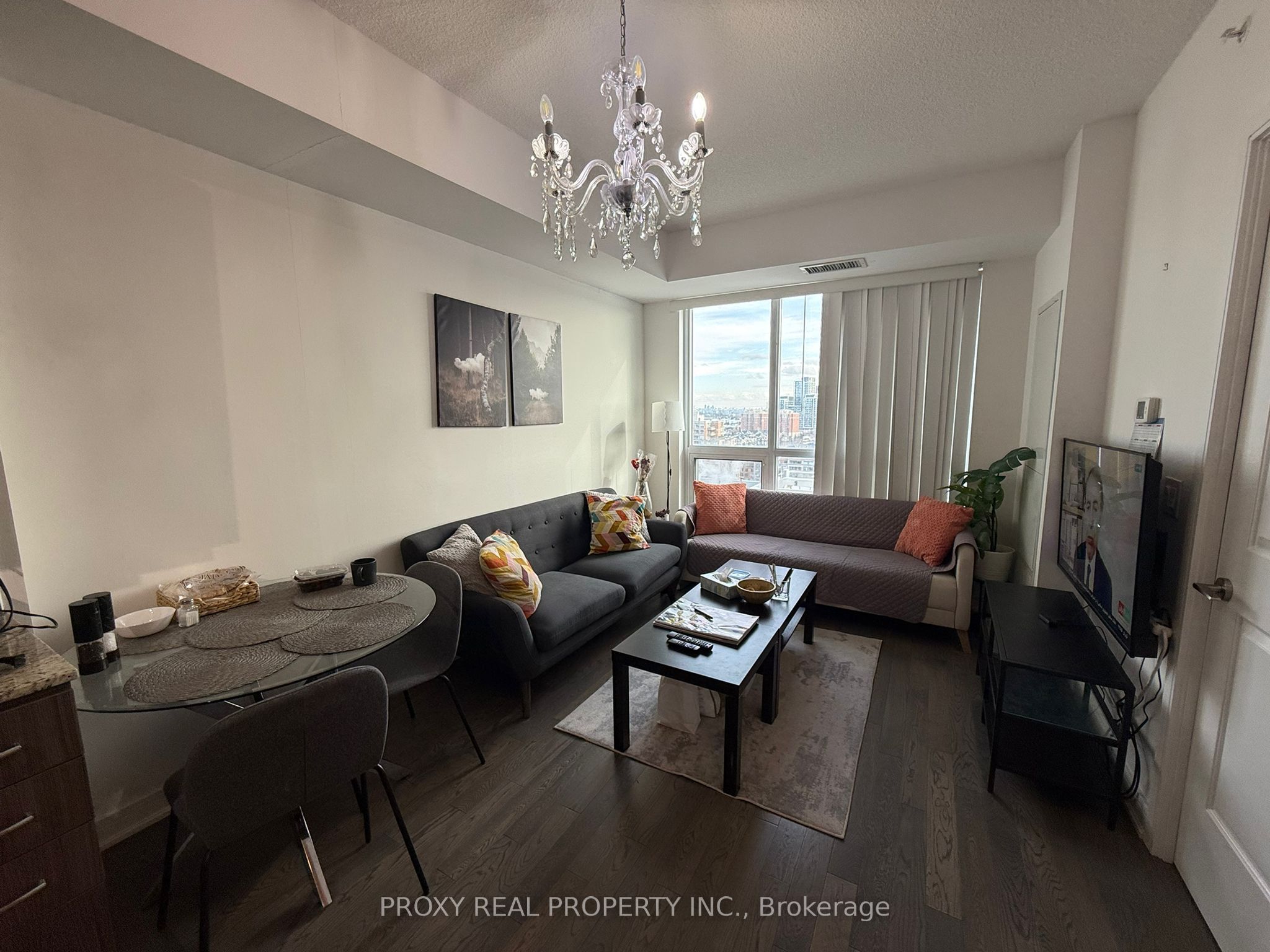 9201 Yonge Street 1508