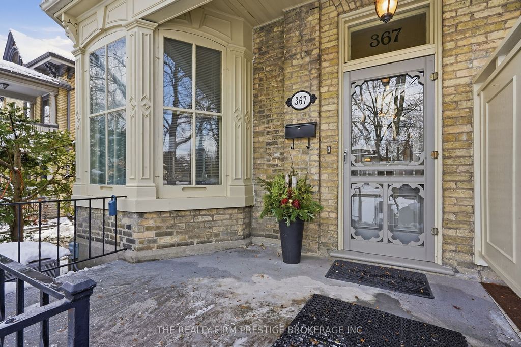 Photo of 367 St James Street, London East, ON N6A 1X8 (MLS # X12559828)