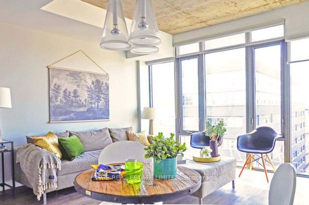 Photo of 95 Bathurst Street #1406, Toronto, ON M5V 0H7 (MLS # C13015486)