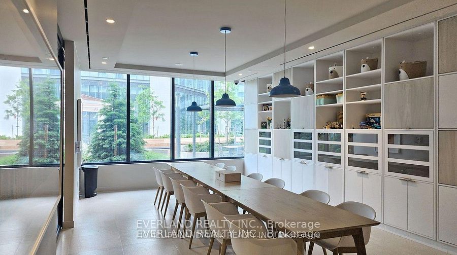 138 Downes Street 1108