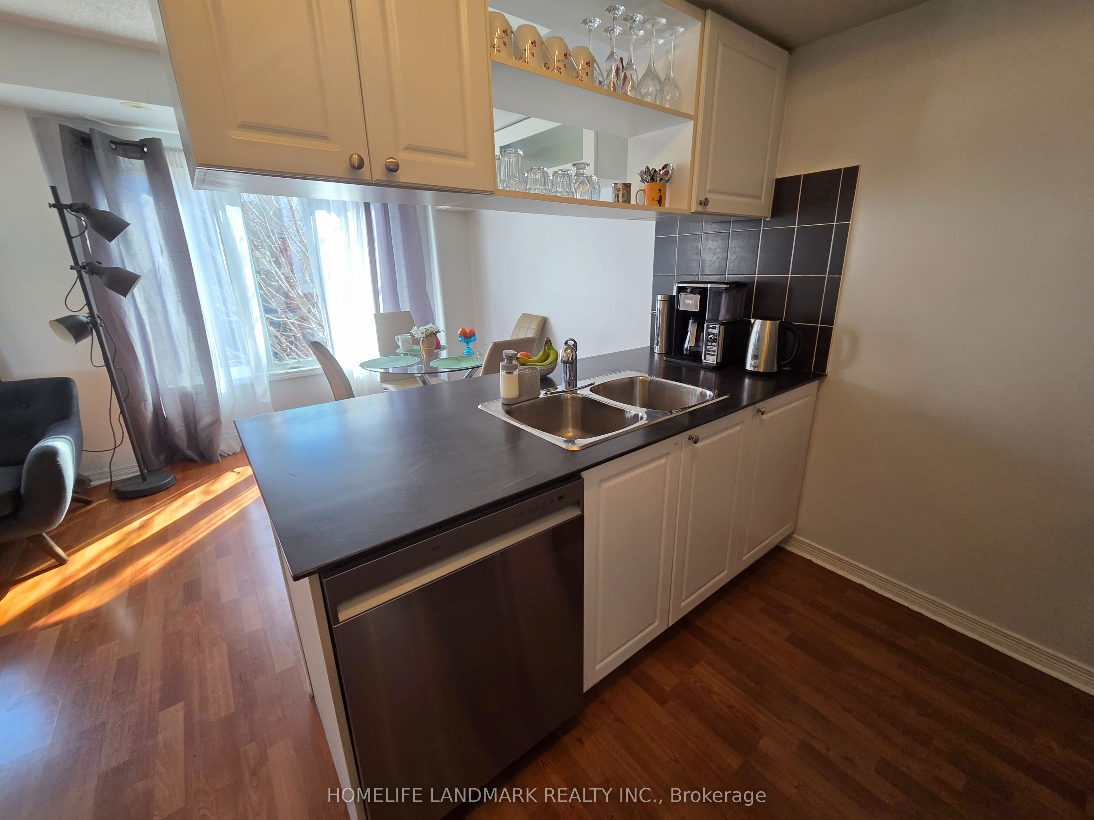 74 Munro Street 2