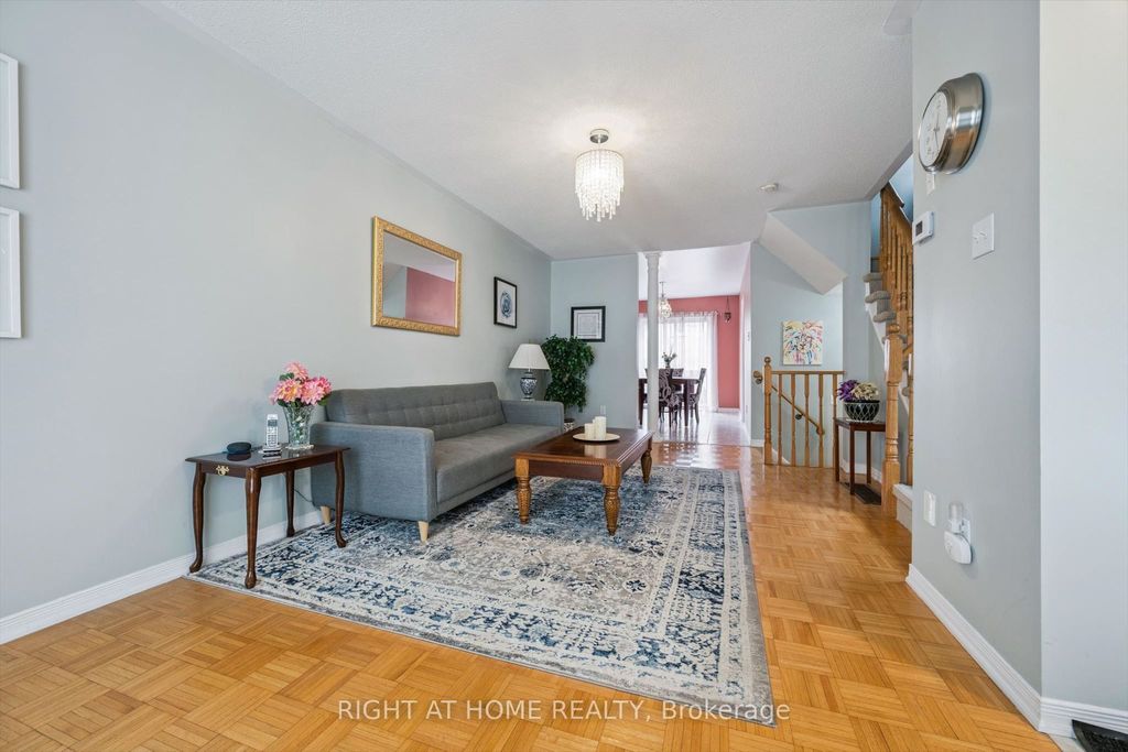 Photo of 22 Zebra Trail, Brampton, ON L6R 2J2 (MLS # W13094048)
