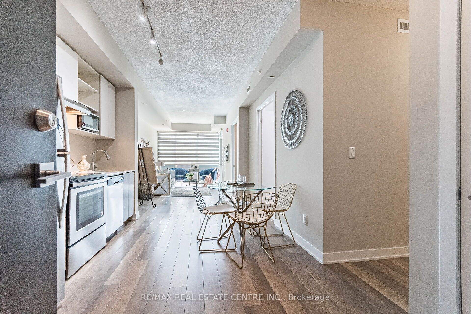 5240 Dundas Street B314