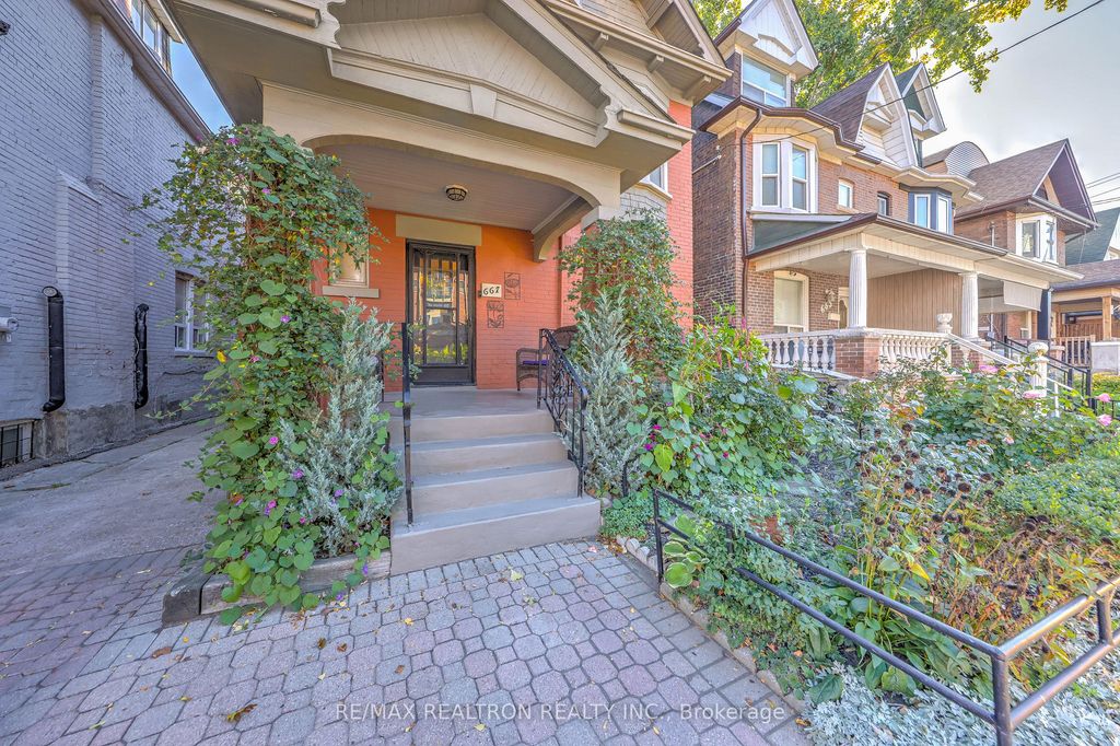 Photo of 667 Pape Avenue, Toronto, ON M4K 3S4 (MLS # E12468587)