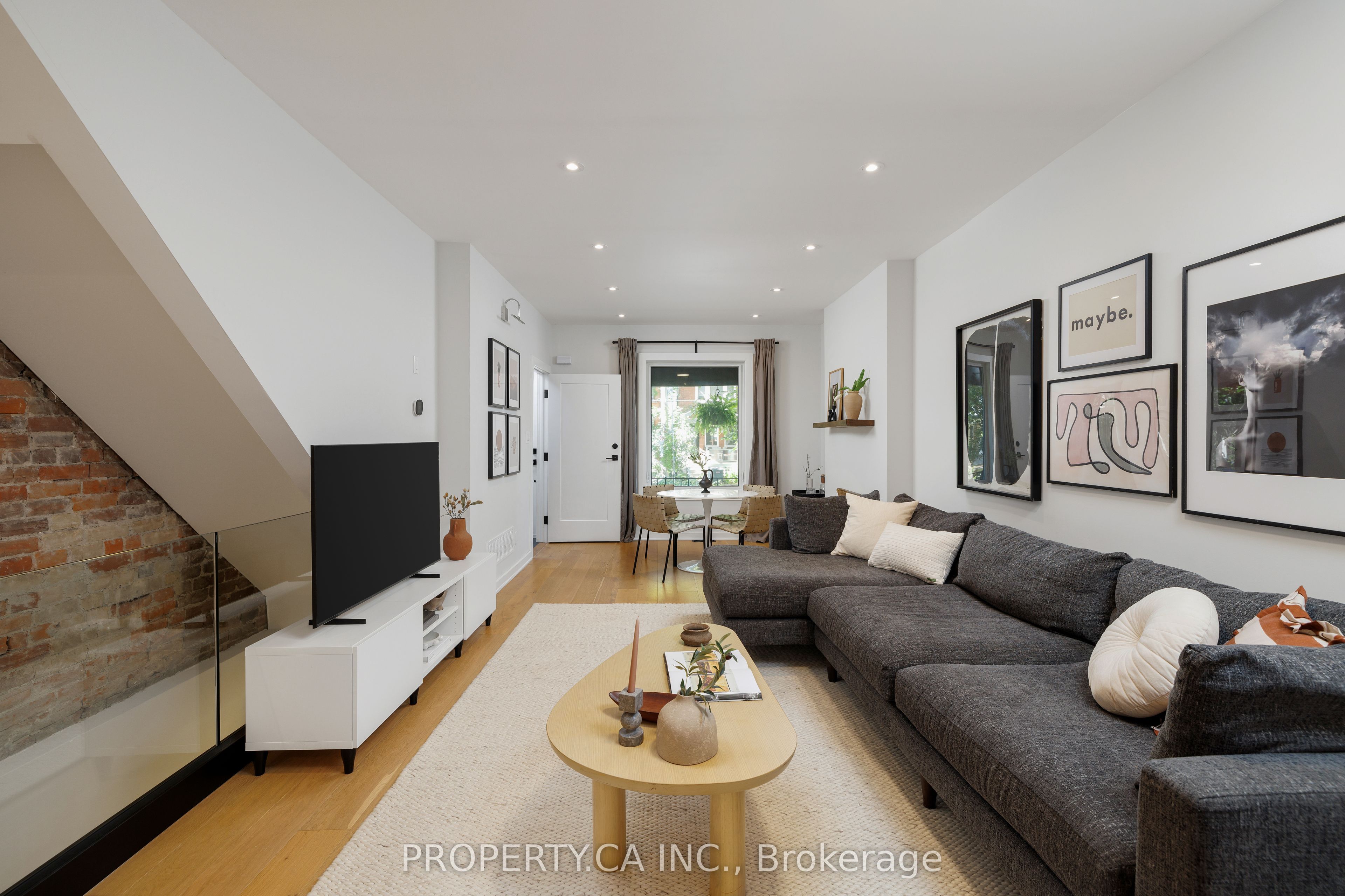 79 Macdonell Avenue