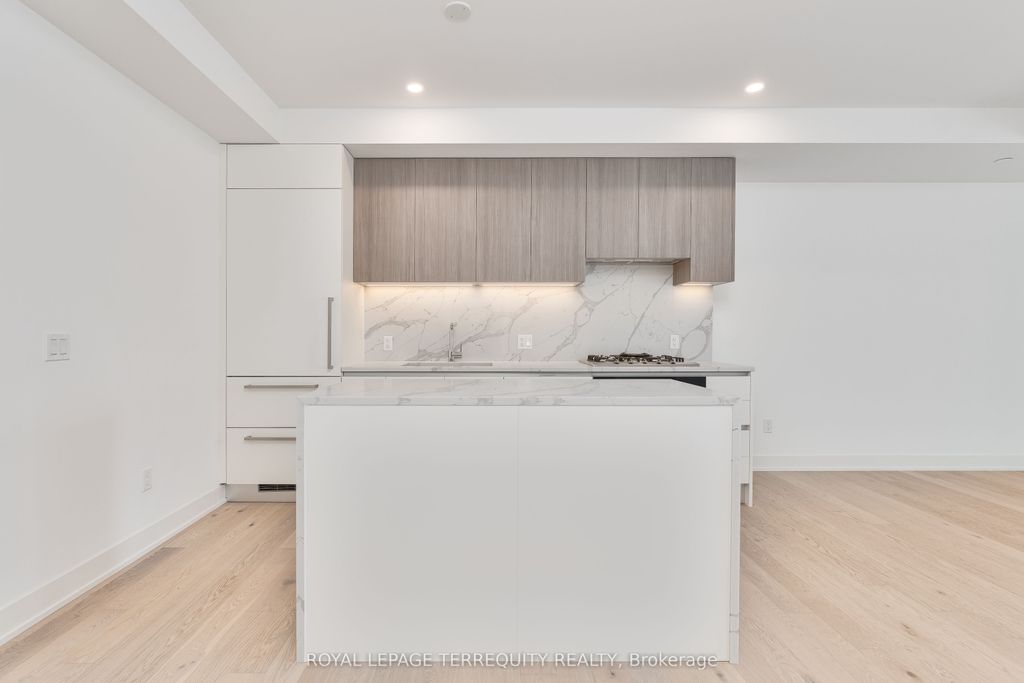 Photo of 200 Keewatin Avenue #PH05, Toronto, ON M4P 1Z8 (MLS # C12424631)