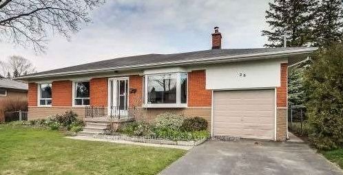 Photo 1 of 14 — 28 Shirley Crescent, Toronto, ON M1M 1L1