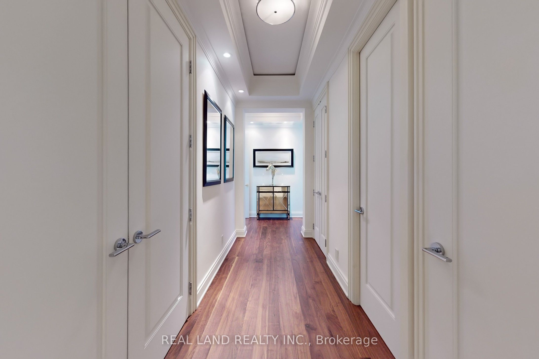 206 Bloor Street W 1001