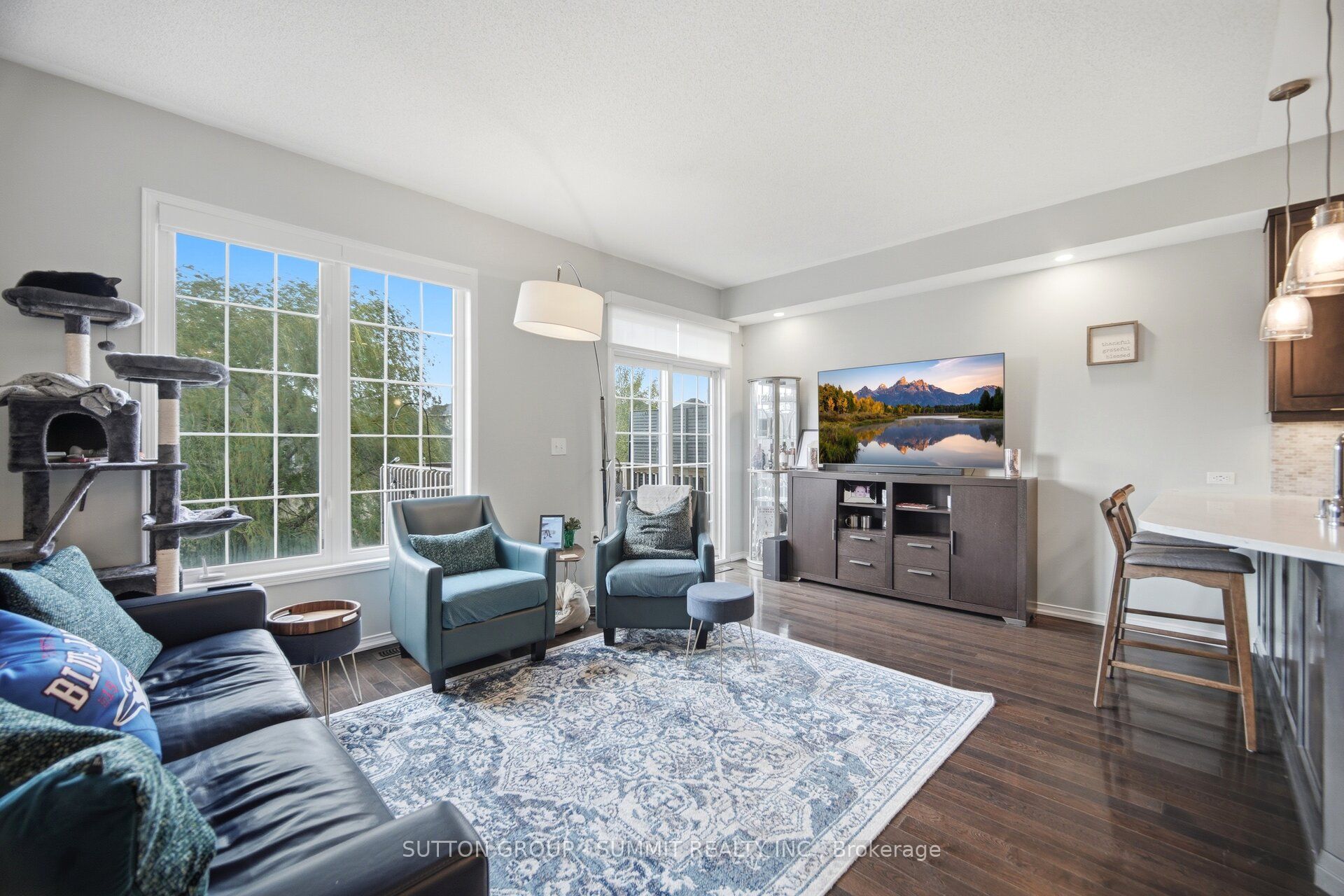 745 FARMSTEAD Drive 15