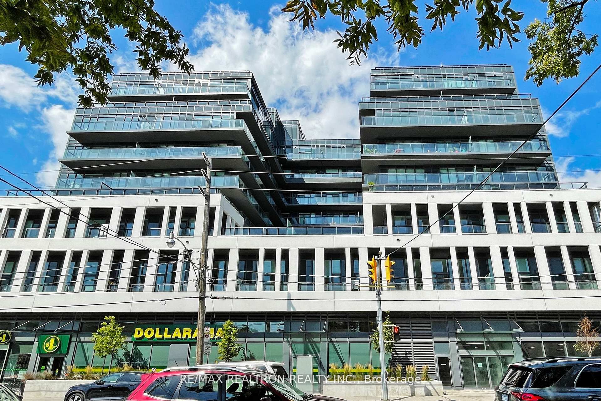 500 Dupont Street 301