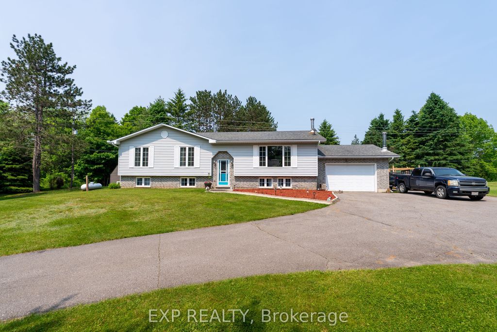 Photo of 1719 Weslemkoon Lake Road, Limerick, ON K0L 1C0 (MLS # X13096706)