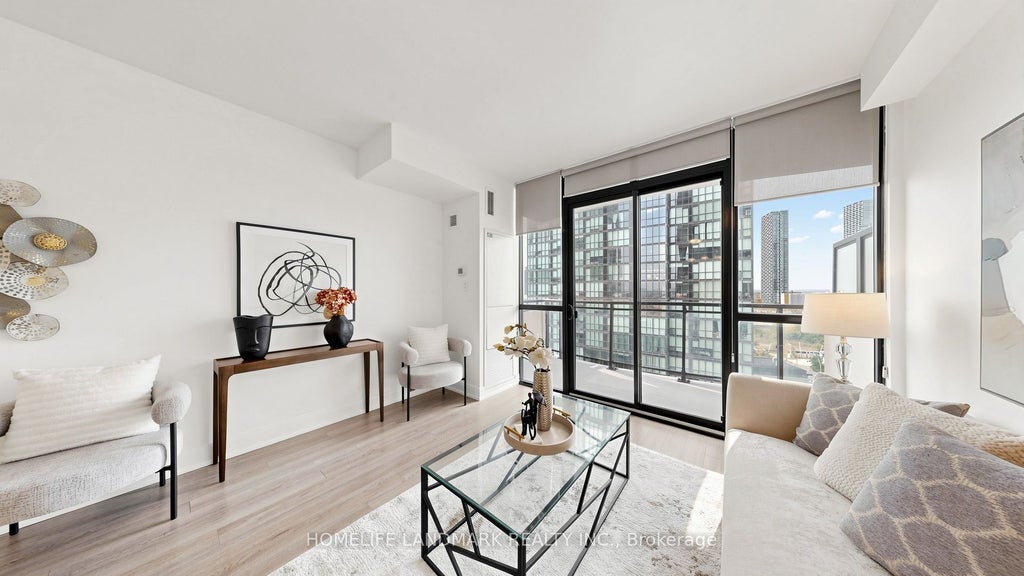 Photo of 2900 Highway 7 Road #905, Vaughan, ON L4K 0G3 (MLS # N14021038)