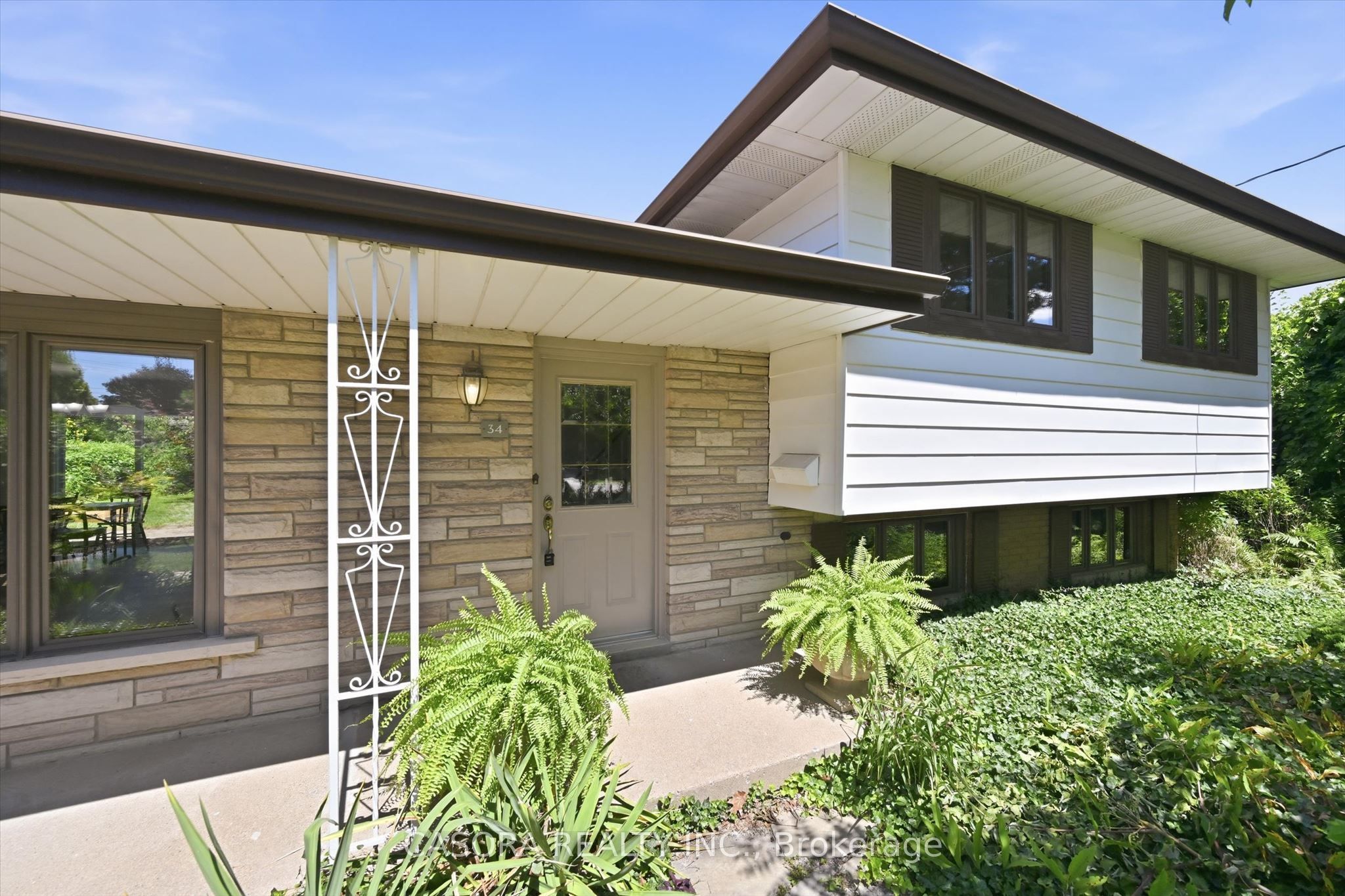34 Christopher Drive