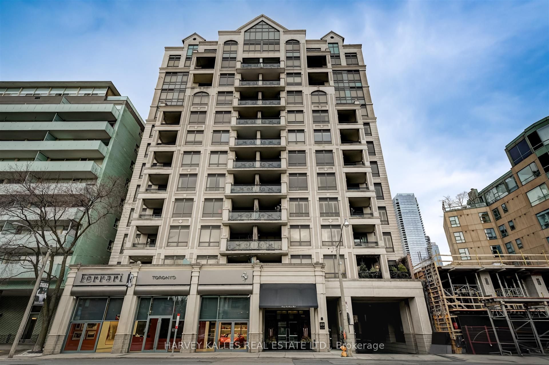 99 Avenue Road 708
