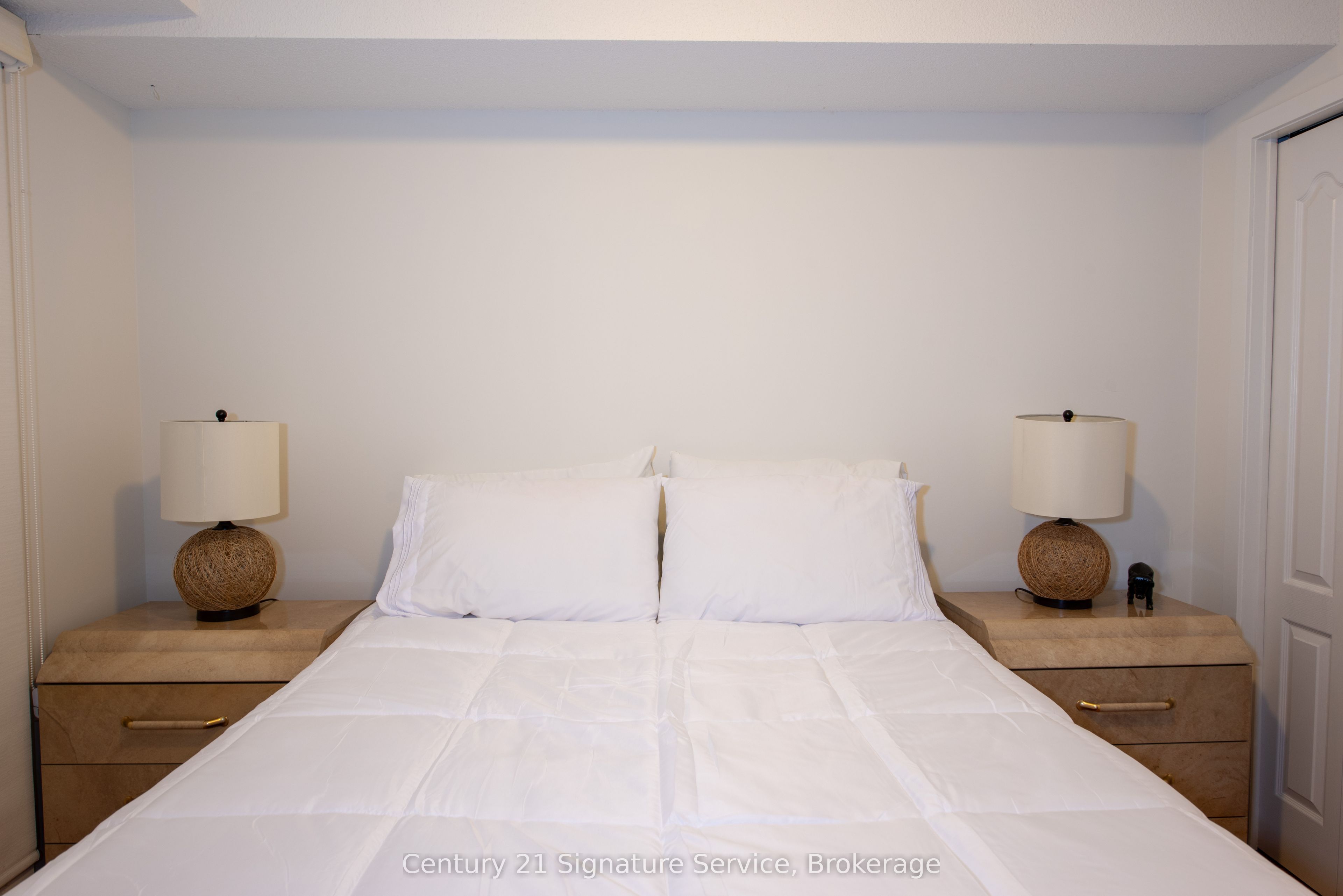 8 Dayspring Circle 1109