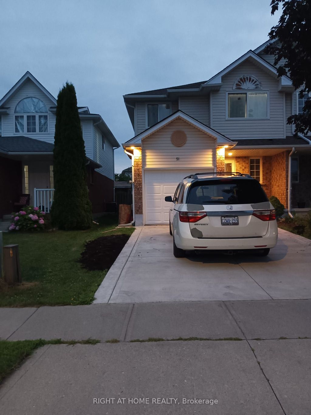 Photo of 51 Hawkins Drive, Cambridge, ON N1T 1Z7 (MLS # X12825612)