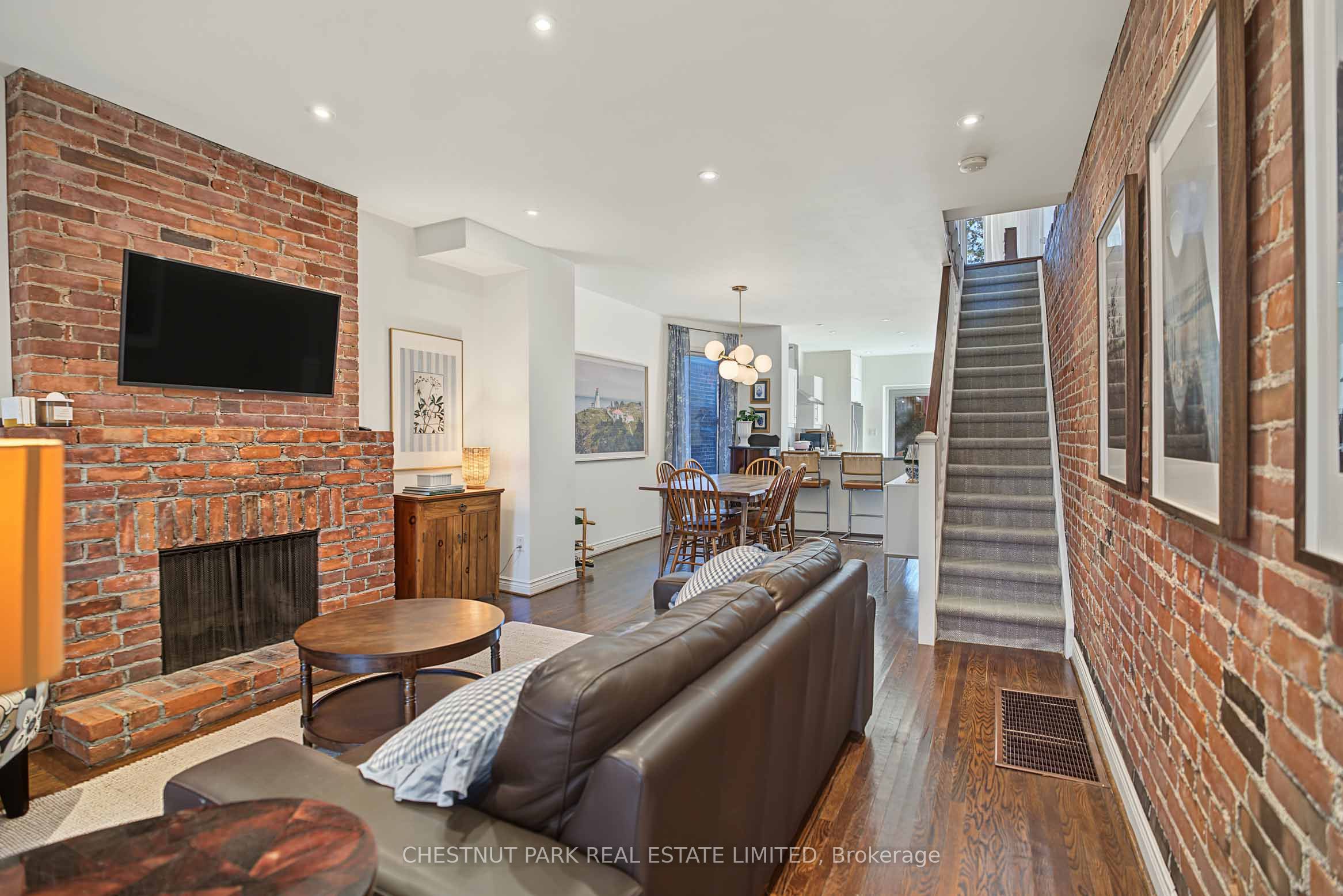 15 Millbrook Crescent
