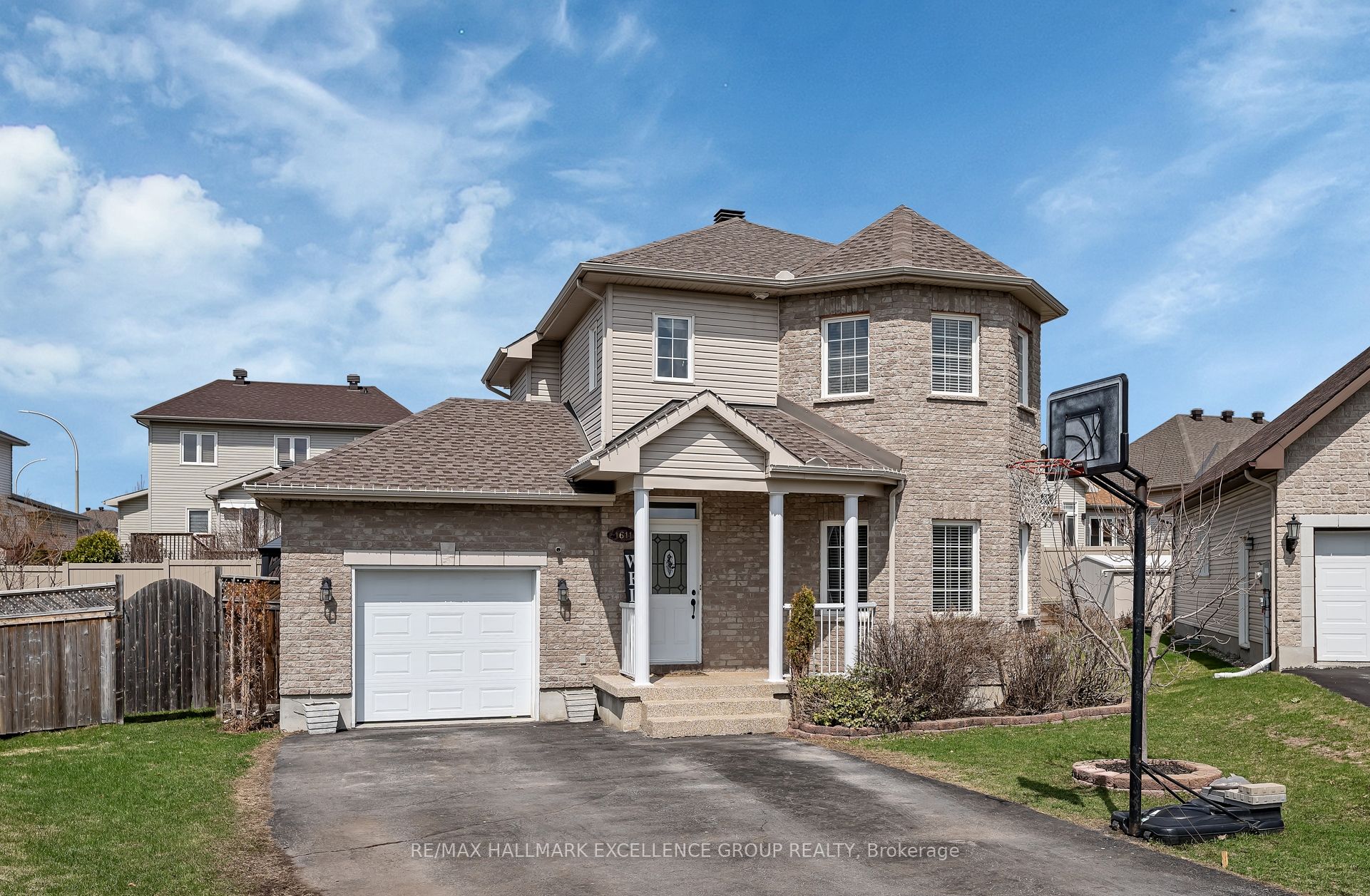 Photo 1 of 47 — 1611 Sebastien Crescent, Clarence-Rockland, ON K4K 1V9