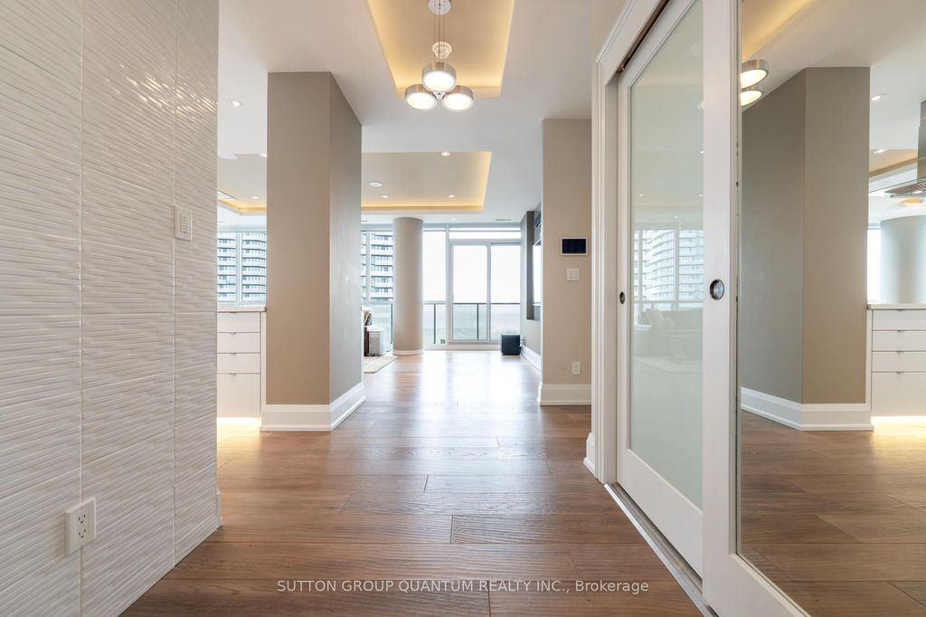 Photo of 65 Bremner Boulevard #Sph5304, Toronto, ON M5J 0A7 (MLS # C12916058)