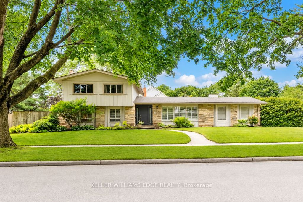Photo of 280 Penn Drive, Burlington, ON L7N 2B8 (MLS # W13476170)