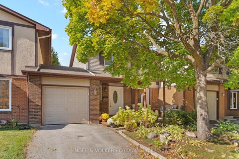 Photo of 1540 Mimosa Avenue, Alta Vista and Area, ON K1G 4C9 (MLS # X12469980)