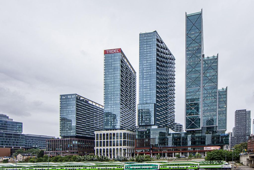 Photo of 470 Front Street W #814, Toronto, ON M5V 0V6 (MLS # C12453157)