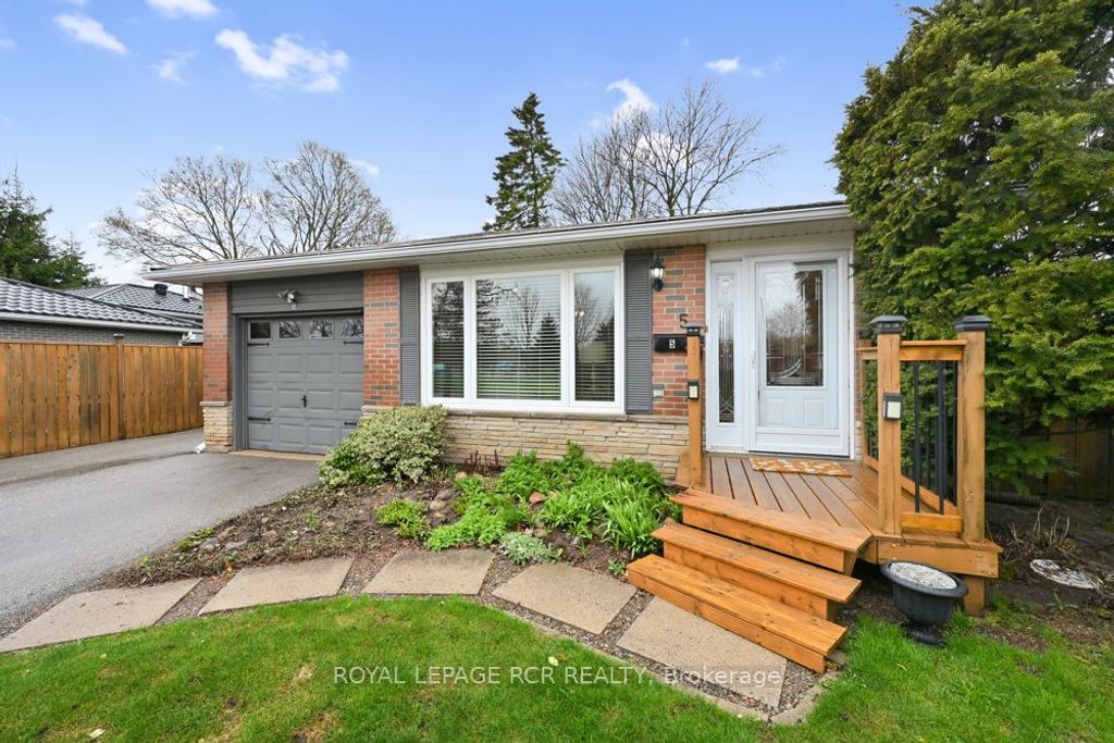 Photo of 5 Lawrence Avenue W, Orangeville, ON L9W 1S5 (MLS # W13052988)