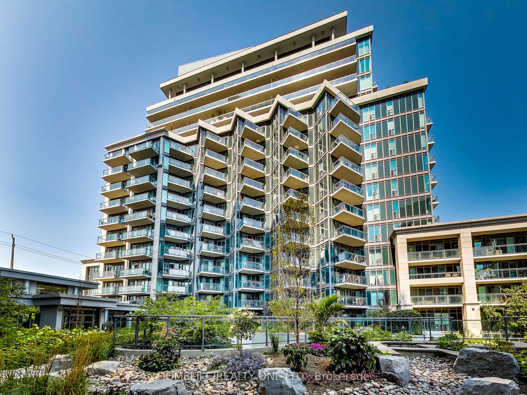 2119 Lakeshore Boulevard W 303