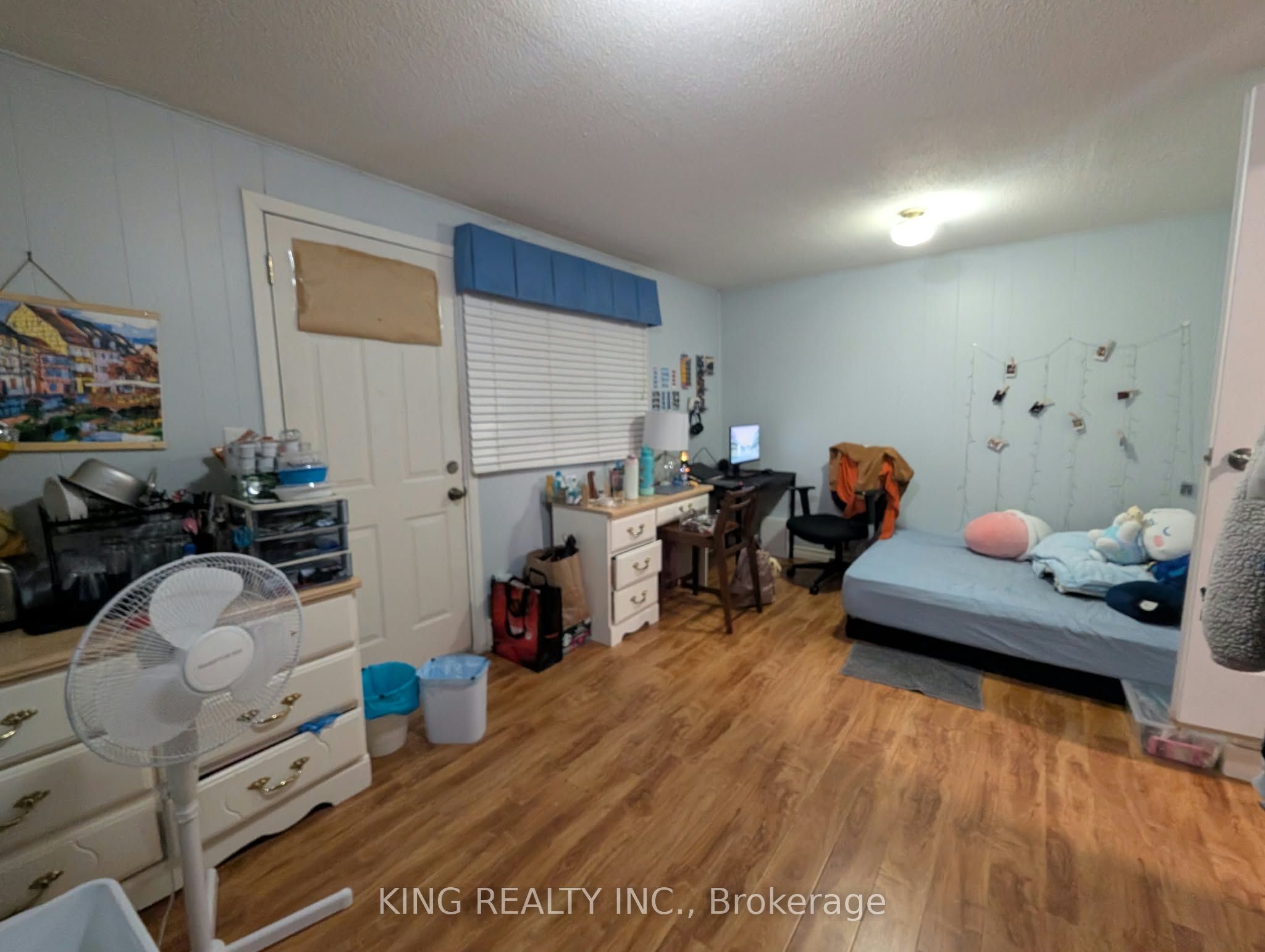 41 Courville Coachway N/A
