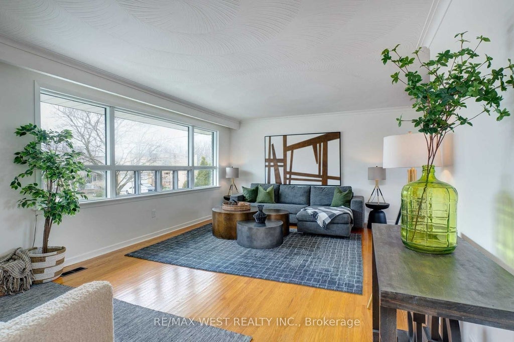 Photo of 29 Fulwell Crescent, Toronto, ON M3J 1Y4 (MLS # W13438398)