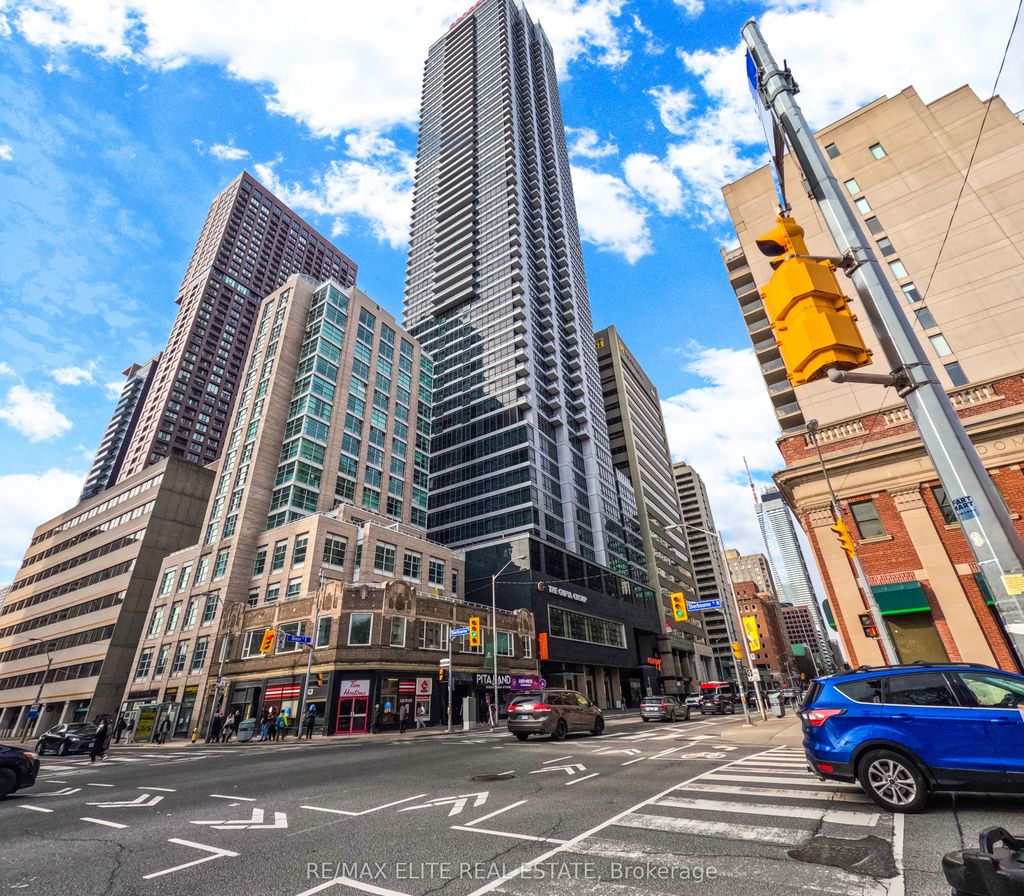 Photo of 395 Bloor Street E #1711, Toronto, ON M4W 0B4 (MLS # C12933516)