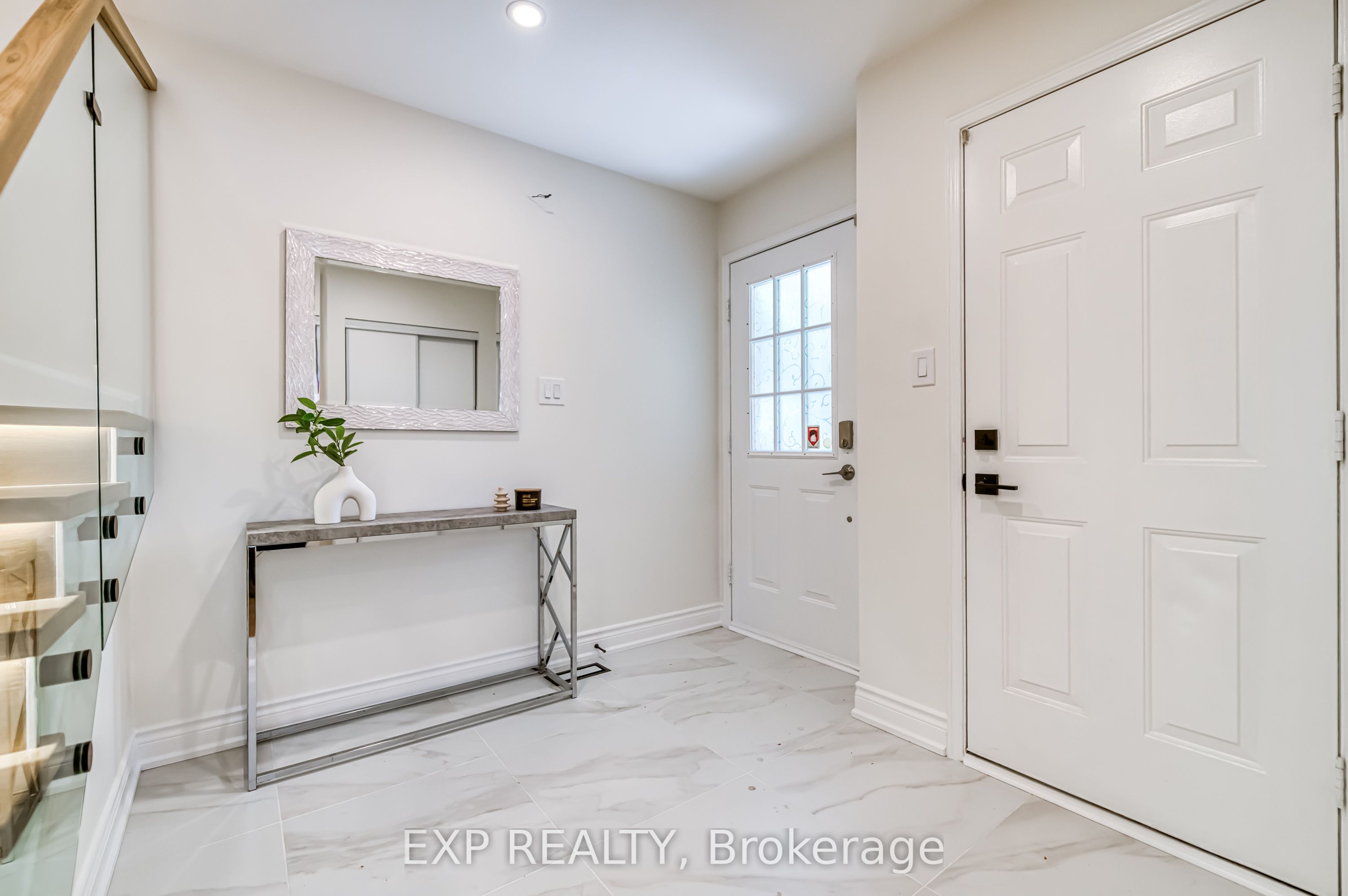 24 Rawlings Avenue